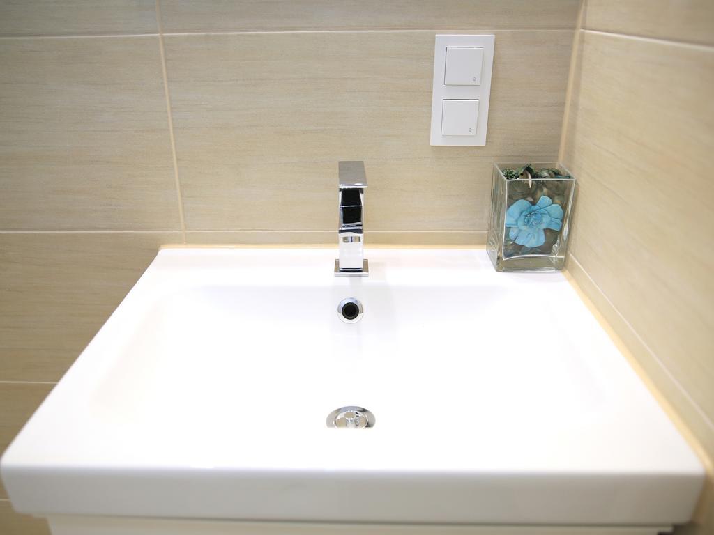 Flatprovider Comfort Eduard Apartment - Contactless Check In Vienna Room photo